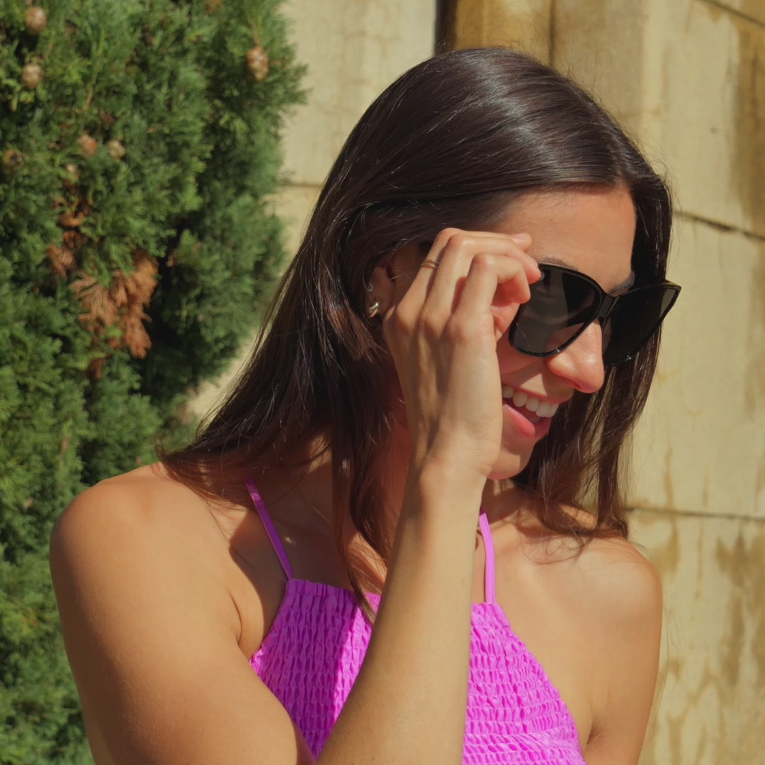 Women wearing the Piano Black Palomas Sunglasses